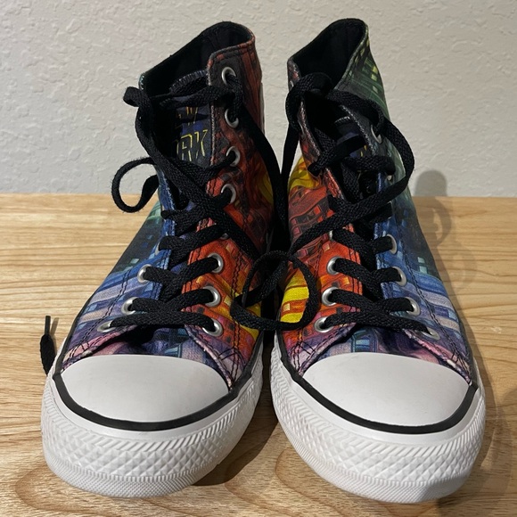 CONVERSE Chuck Taylor All Star New York Gay Pride Rainbow Multicolor Size 9 - Picture 3 of 7